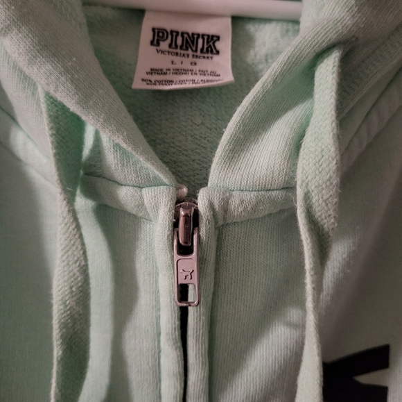 Vs pink 💗 mint & leopard hoodie. Large. - Picture 6 of 6